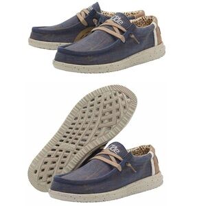 Hey Dude Wally Free Vented Blue & Tan Canvas Shoes Sneakers 9